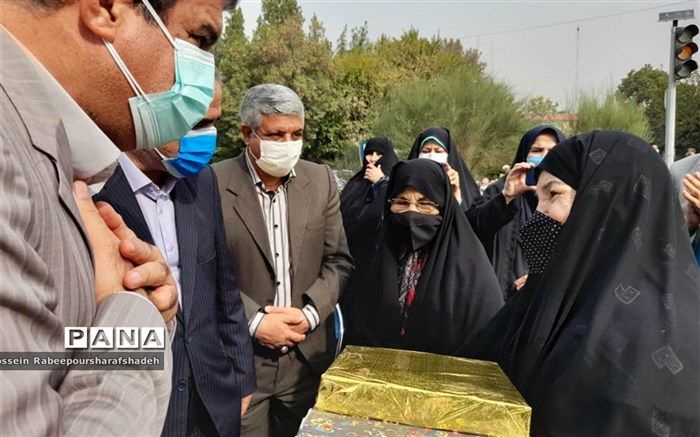 فولادوند:۳۶ هزار دانش‌آموز شهید دفاع مقدس، به ۵ هزار شهید فرهنگی اقتدا کردند