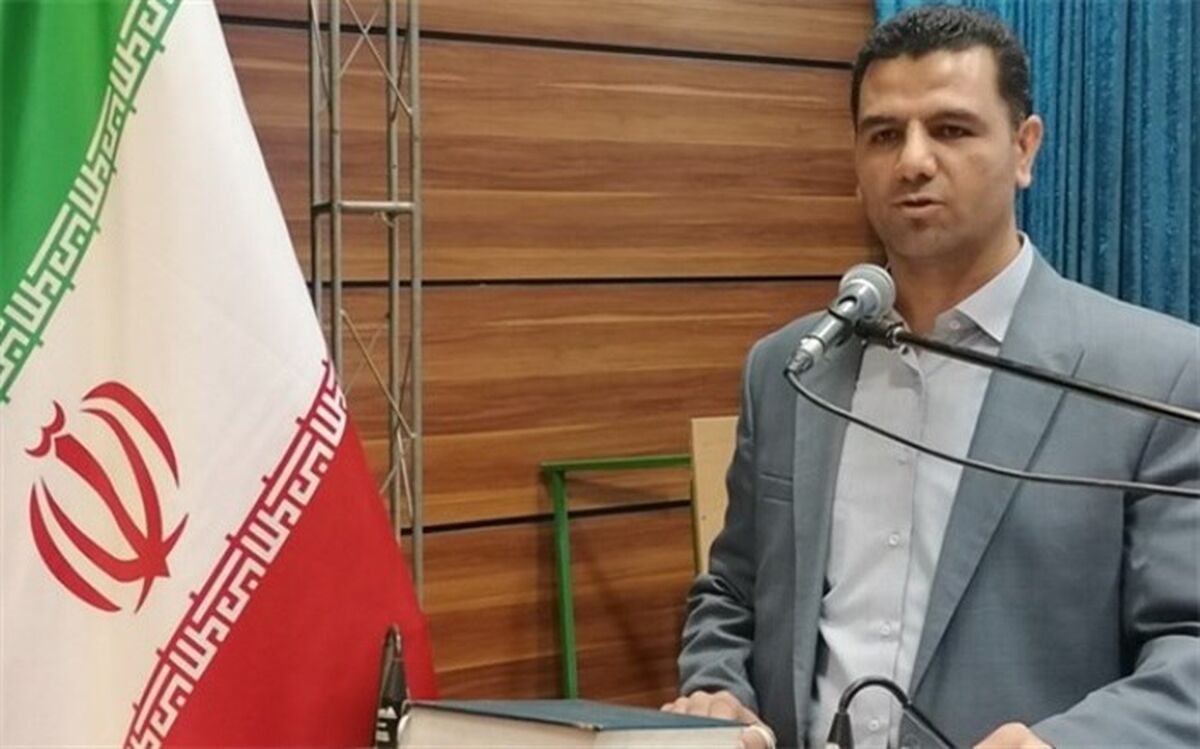هدف از نظام تعلیم و تربیت این است که دانش‌آموزان مسیر حرکت را بیاموزند