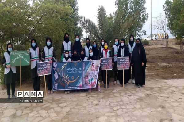 آیین نمادین زنگ استکبار ستیزی در ساحل خلیج همیشه فارس دلوار