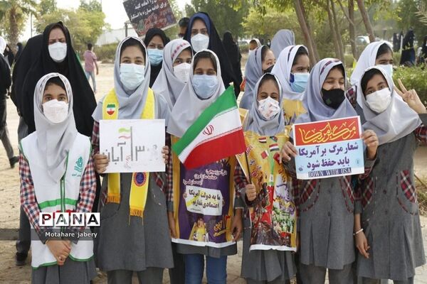 آیین نمادین زنگ استکبار ستیزی در ساحل خلیج همیشه فارس دلوار