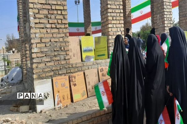 فریاد استکبار ستیزی در گلزار شهدا جوادآباد