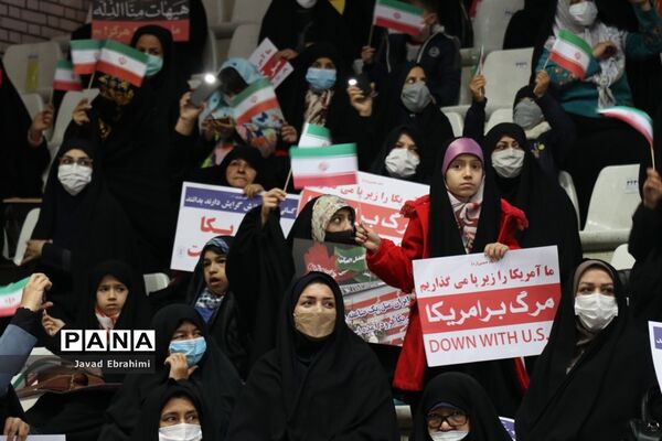 اجتماع دانش‌آموزان مشهد به مناسبت یوم الله 13 آبان ماه