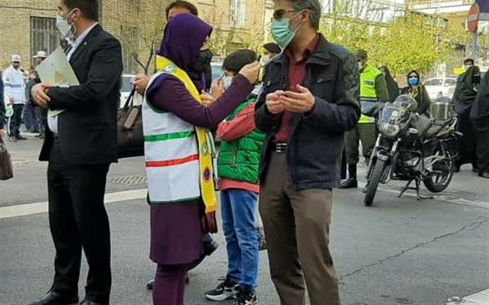 دانش‌آموزان امروز، همچون شهید شهریاری و لندی پرورش پیدا می‌کنند