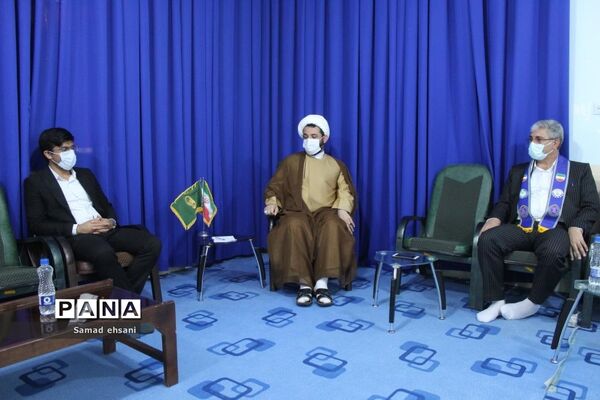دیدار رئیس سازمان دانش‌آموزی کهگیلویه و بویراحمد با امام جمعه دهدشت