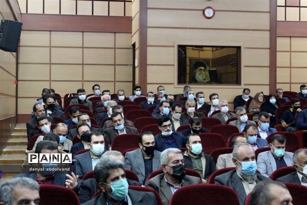 نشست صمیمی با رییس کمیسیون برنامه و بودجه مجلس به مناسبت ۱۳ آبان  در محمودآباد