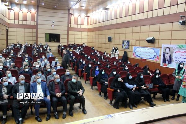 نشست صمیمی با رییس کمیسیون برنامه و بودجه مجلس به مناسبت ۱۳ آبان  در محمودآباد