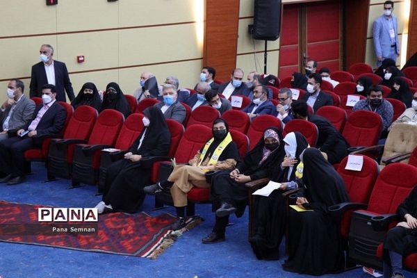 دیدار رئیس جمهور با نخبگان، علما و جمعی از اقشار مختلف مردم سمنان