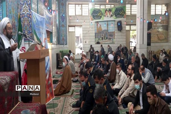 حضور دانش‌آموزان اداره آموزش و پرورش  ناحیه۶ در نمازجمعه خوراسگان
