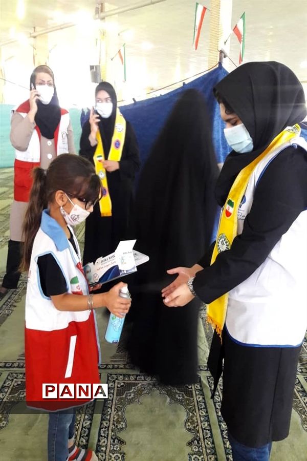 حضور تشکل‌ها و انجمن‌های دانش‌آموزی سیستان و بلوچستان در نماز جمعه زاهدان