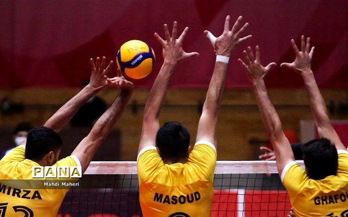 سرمربی تیم ملی والیبال باید جلوی بازیکن‌سالاری را بگیرد