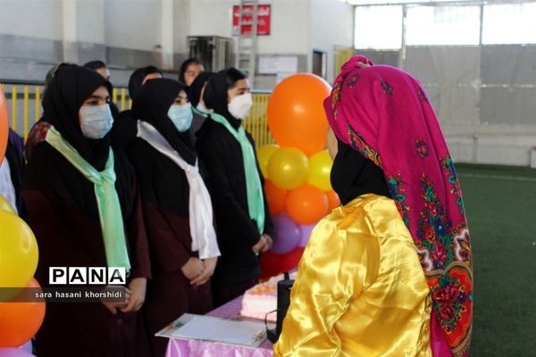 گرامیداشت هفته ملی مازندران به همت دانش‌آموزان دبیرستان مائده گلوگاه