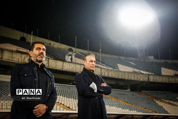 دیدار تیم‌های پرسپولیس  و گل‌گهر سیرجان