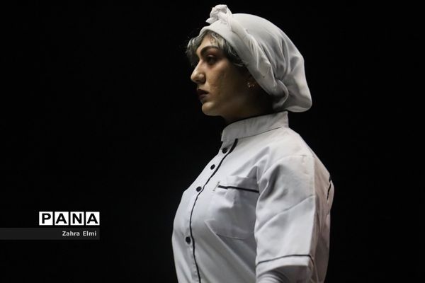 نمایش کت واک در تئاتر شهر تبریز