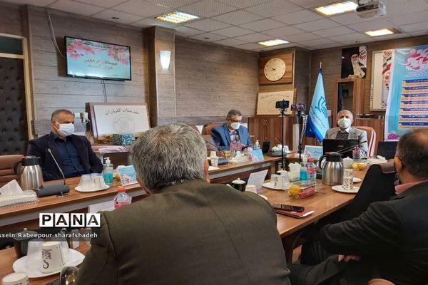 همایش آشنایی اولیا با مفاهیم سند تحول بنیادین