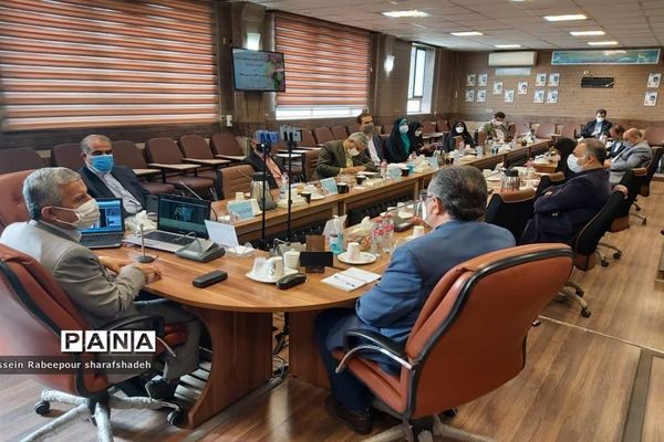 همایش آشنایی اولیا با مفاهیم سند تحول بنیادین