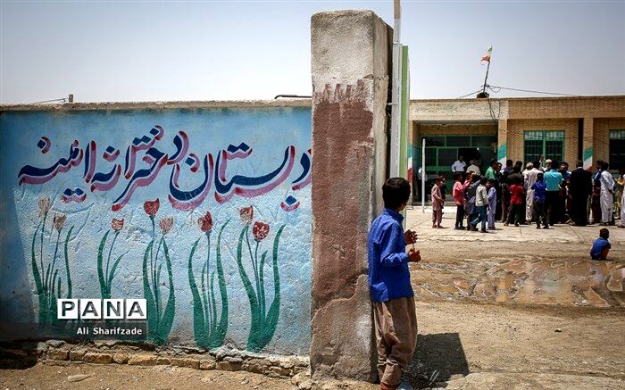 ریل‌گذاری برای بازگرداندن  68 هزار دانش‌آموز بازمانده از تحصیل در سیستان و بلوچستان