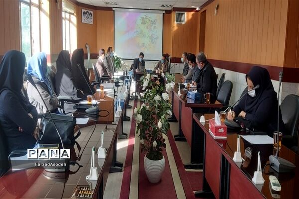 جلسه هم اندیشی موسسان مراکز غیر دولتی  کاشمر