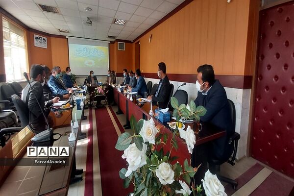 جلسه هم اندیشی موسسان مراکز غیر دولتی  کاشمر