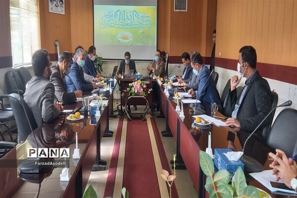 جلسه هم اندیشی موسسان مراکز غیر دولتی  کاشمر