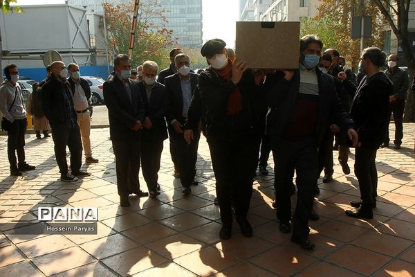 مراسم بدرقه پیکر زنده‌یاد کامبیز درم‌بخش