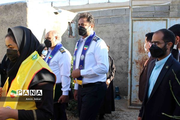 تقدیر مدیر سازمان دانش‌آموزی استان فارس از خانواده دانش آموز پیشتاز مرحومه مهسا هاشمی بالاشهری