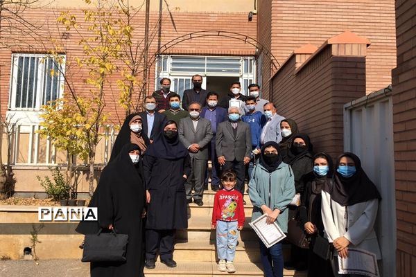 افتتاحیه آزمایشگاه مرکزی پژوهش‌سرای دکتر قریب در شهرستان پردیس