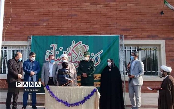 کمک‌های مومنانه پایگاه بسیج دانش‌آموزی کهریزک به سیل‌زدگان خوزستان