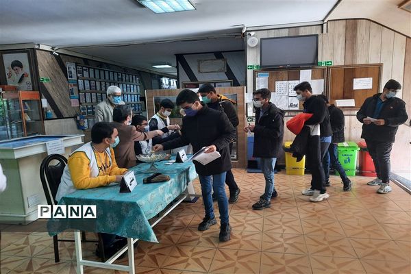 انتخابات شورای دانش آموزی منطقه ۱۵ با تحقق شعاردانش‌آموز محوری و دانش‌آموز باوری