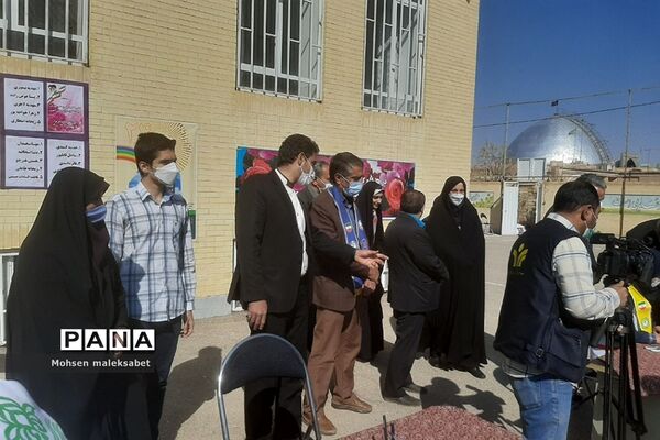 انتخابات شوراهای دانش‌آموزی در دبیرستان فاطمه الزهرا یزد