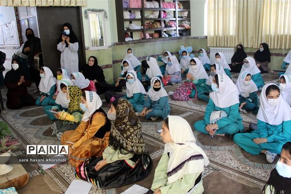 مراسم هفته ملی مازندران در دبستان تربیت گلوگاه