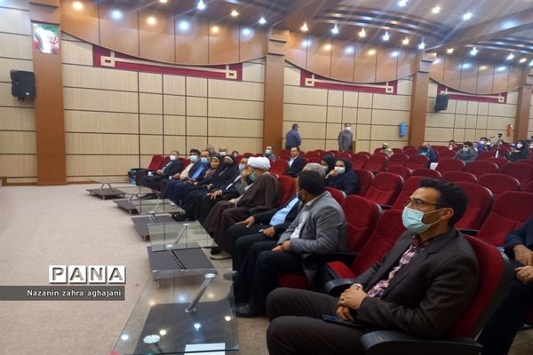 مراسم تقدیر از رتبه‌های برتر کنکور در رباط کریم