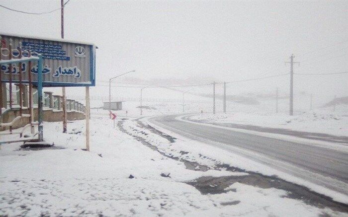 رانندگان در تردد از جاده‌های کوهستانی تالش تجهیزات زمستانی داشته باشند