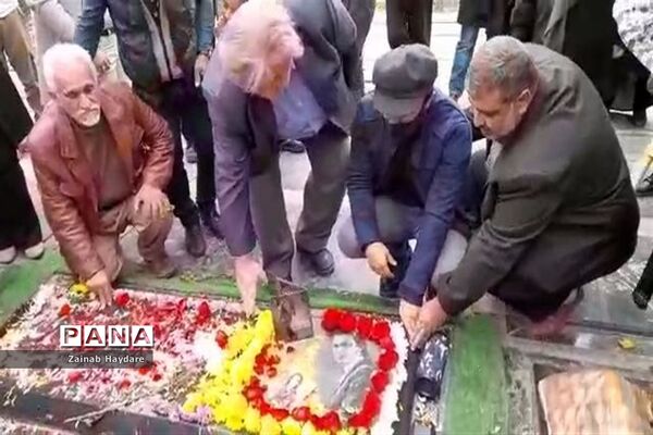 هفتمین سالگرد فوت مرتضی پاشایی در بهشت زهرا تهران