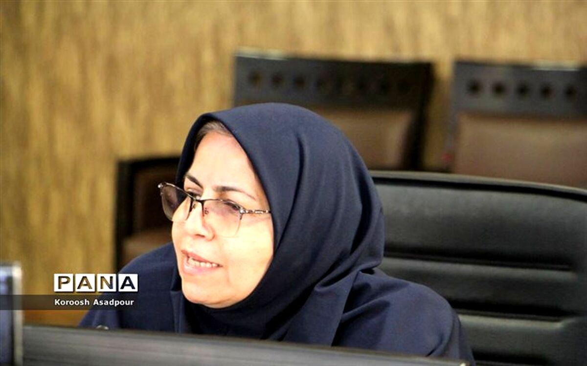 دوری دانش‌آموزان از اجتماع موجب توقف یا کاهش رشد اجتماعی آنان می‌شود