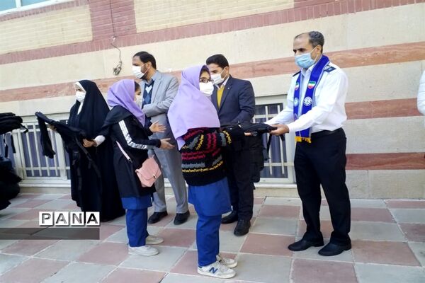 تجلیل از دانش‌آموزان دبیرستان شهید خشکباری شهرستان قدس