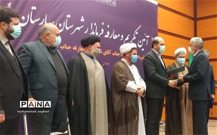 مدیران پشت میز نشین نمی‌خواهیم