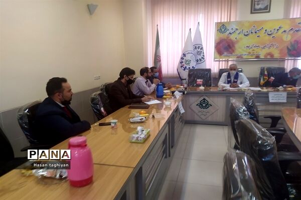 برگزاری جلسه هم اندیشی جذب و سازماندهی نواحی 6 گانه شهر اصفهان در سازمان دانش‌آموزی استان اصفهان