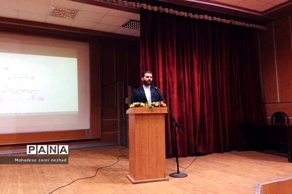 جلسه توانمندسازی معاونین و مربیان پرورشی شهرستان قرچک