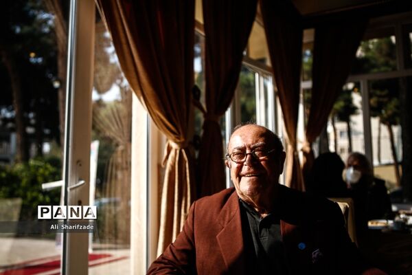 مراسم  جشن تولد هنرمندان پیشکسوت متولد آبان