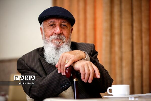 مراسم  جشن تولد هنرمندان پیشکسوت متولد آبان
