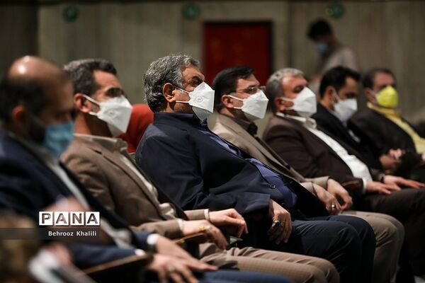 اولین جشنواره تصویرگری جلد کتاب‌های درسی دوره ابتدایی