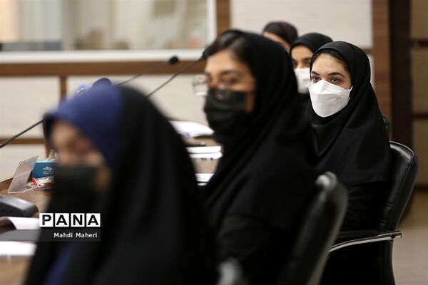 جلسه کارگروه تدوین سند دهمین دوره مجلس دانش‌آموزی