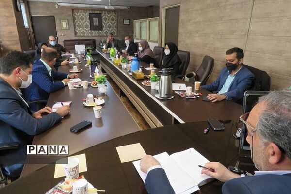 نشست خبری مدیر آموزش و پرورش شهرستان پردیس با خبرنگاران