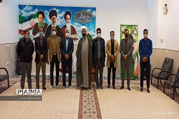 برگزاری جلسه هیئت فوتبال کاشمر در دفتر دفتر امام جمعه