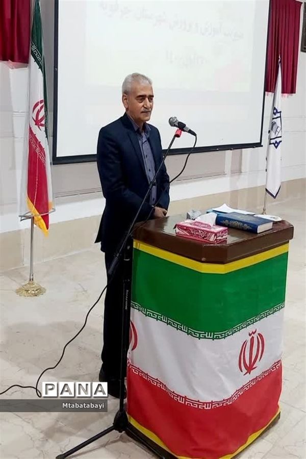 گردهمایی مربیان پیشتاز جرقویه سفلی با حضور مدیر سازمان دانش‌آموزی استان اصفهان