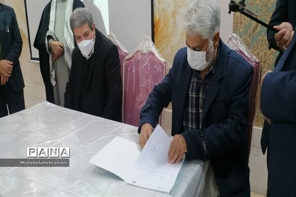 مراسم بزرگداشت خیر مدرسه ساز علی خانی در کاشمر