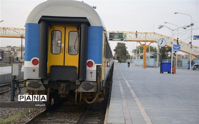 پیش‌فروش بلیت قطار برای آذر آغاز شد