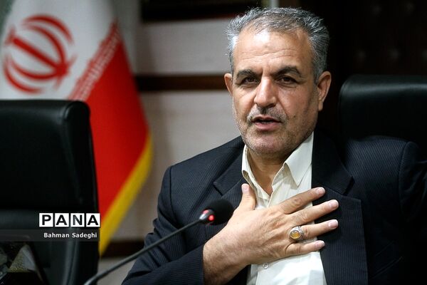 دومین روز جلسه کارگروه تدوین سند دهمین دوره مجلس دانش‌آموزی