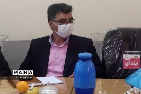 برگزاری جلسه هم اندیشی جذب و سازماندهی تعدادی از مناطق استان اصفهان در سازمان دانش‌آموزی