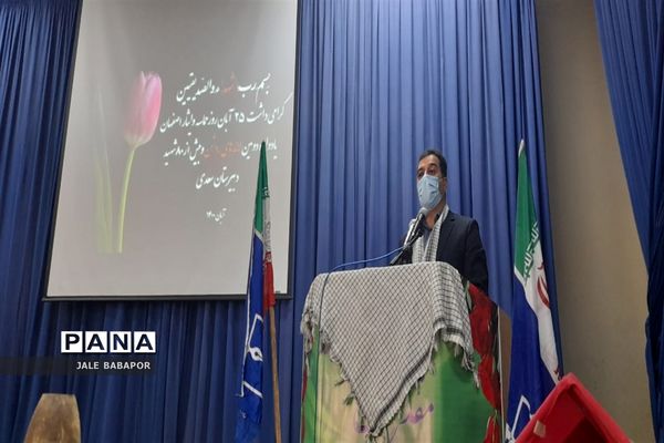 گرامیداشت روز حماسه و ایثار و دومین یادوراه ی طرح لاله های روشن دبیرستان سعدی آموزی و پرورش